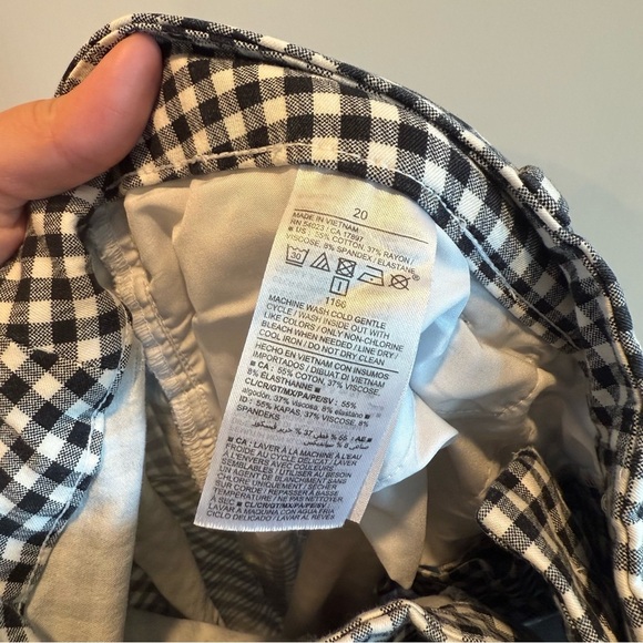 Old Navy Size 20 Women's Black and White Gingham Pixie Pants - Picture 6 of 7